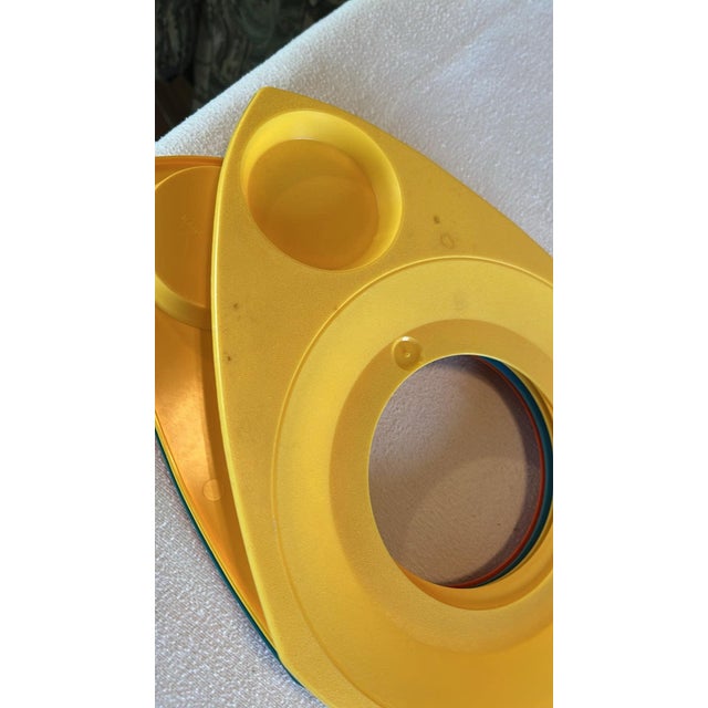 Plastic Vintage Better Maid Plastic Paper Plate & Cup Holders Set of 5 MCM BBQ Party For Sale - Image 7 of 10