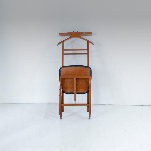 The Sculptural "Dressboy": Italian Mid-Century Valet Chair by Fratelli Reguitti, 1950s A quintessential icon of mid-...