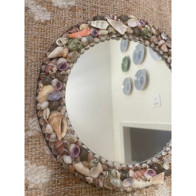 Brown Pair of Vintage French Coquillage Seashells Round Small Mirrors For Sale - Image 8 of 10