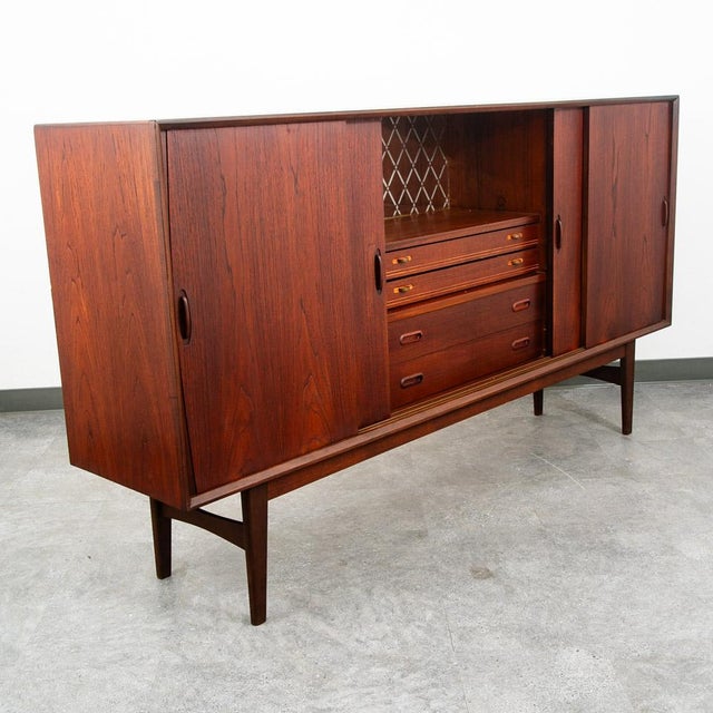 1960s Mid Century Danish Modern Credenza Highboard Sideboard Sliding Teak 4 Doors Bar For Sale - Image 5 of 12