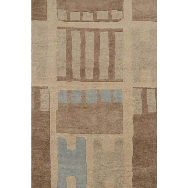 Textile Contemporary Scandinavian Style Geometric Taupe Wool Rug by Rug & Kilim, India For Sale - Image 7 of 10