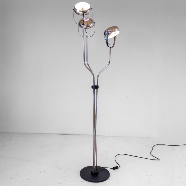 Metal Vintage Chrome Floor Lamp with Adjustable Lights by Reggiani, Italy, 1960s For Sale - Image 7 of 16