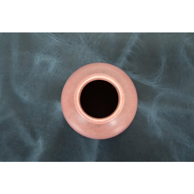 1920s Rookwood Pottery Arts & Crafts Glazed Ceramic Art Pottery Vase, 1922 For Sale - Image 5 of 11