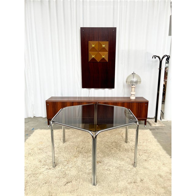 Silver Chrome and Hexagonal Glass Dining Table, 1970s For Sale - Image 8 of 17