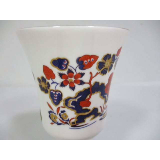 1980s Aynsley Bird of Paradise Stemmed Vase For Sale - Image 5 of 9