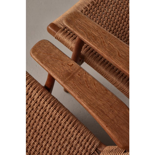 Early Edition CH25 Lounge Chairs in Oak and Papercord by Hans J. Wegner, 1960s, Set of 2 For Sale - Image 8 of 18