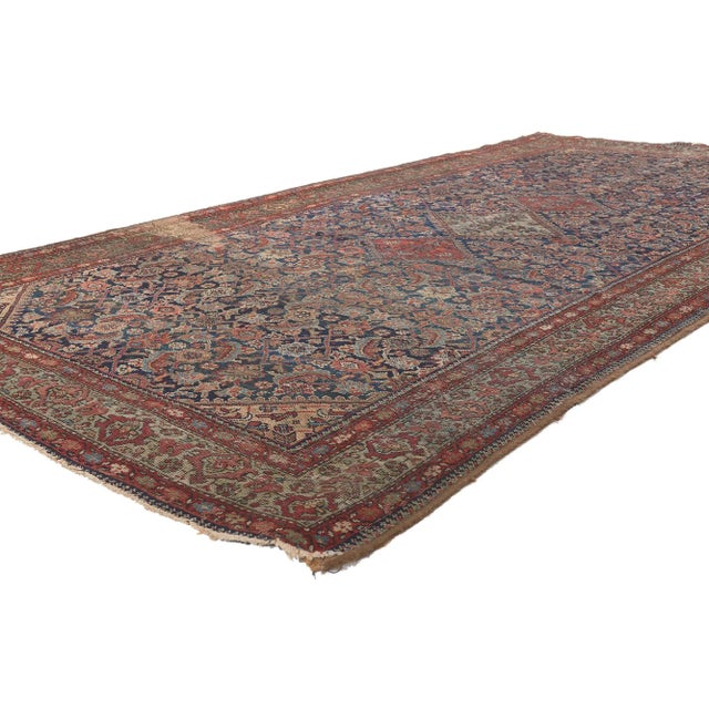76732 Antique-Worn Persian Farahan Rug, 05'00 x 10'00. Weathered beauty meets rustic sensibility in this antique worn...