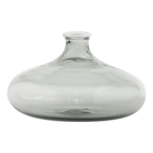 Un Fiore Vase 19 - Gray For Sale