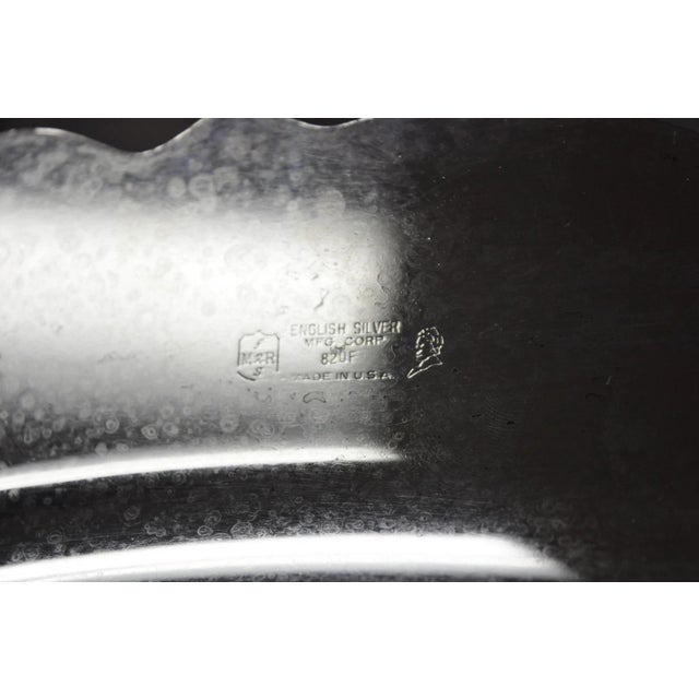 Vintage English Silver Mfg. Silver Plated Large Oval Butlers Platter Bar Tray For Sale - Image 16 of 17