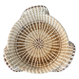Handwoven Gullah Sweetgrass Basket Signed Michael Smalls Hilton Head 2018 For Sale