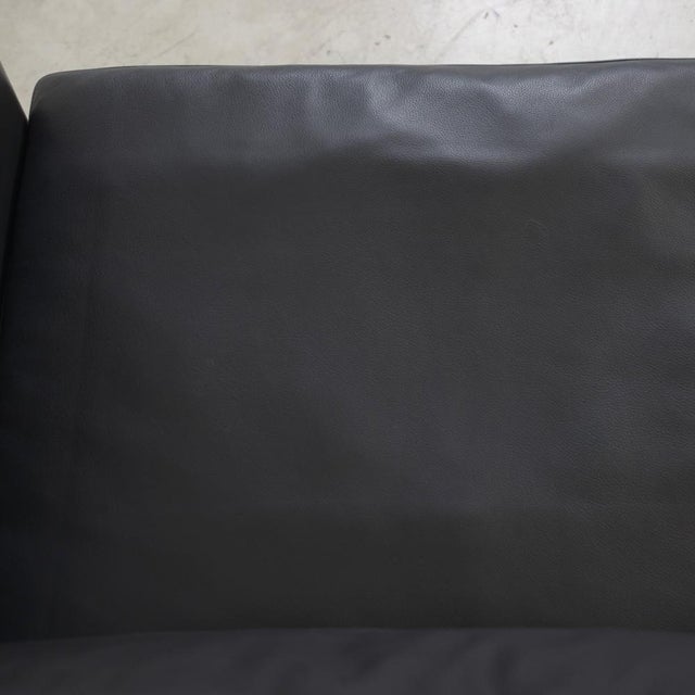 Animal Skin CH103 Two-Seater Sofa in Grey Leather by Hans Wegner, 2000s For Sale - Image 7 of 18