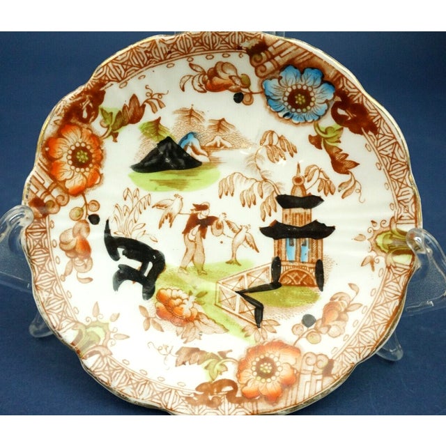 Hand-Painted Porcelain Cup and Saucers from Worcester Imari, England, 18th Century, Set of 3 For Sale - Image 9 of 18