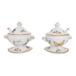 I Godinger Primavera Salt and Pepper Shakers- a Pair For Sale