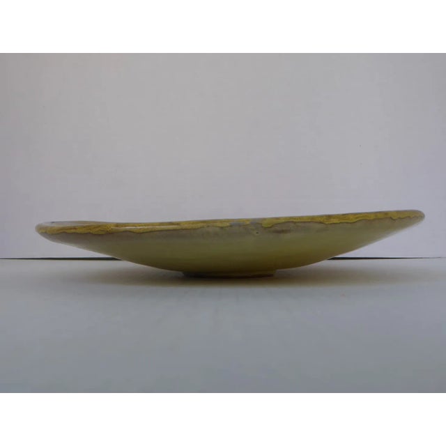 Mid-Century Modern 1960s Hungarian Mid Century Modern Ceramic Wall Plate by Livia Gorka For Sale - Image 3 of 8