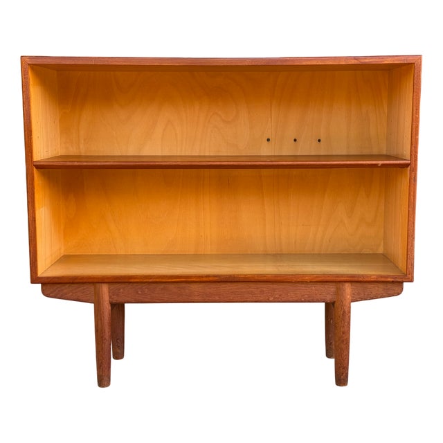 Mid-Century Modern Danish Bookcase in Teak and Oak by Børge Mogensen for Søborg Møbler, 1960s For Sale