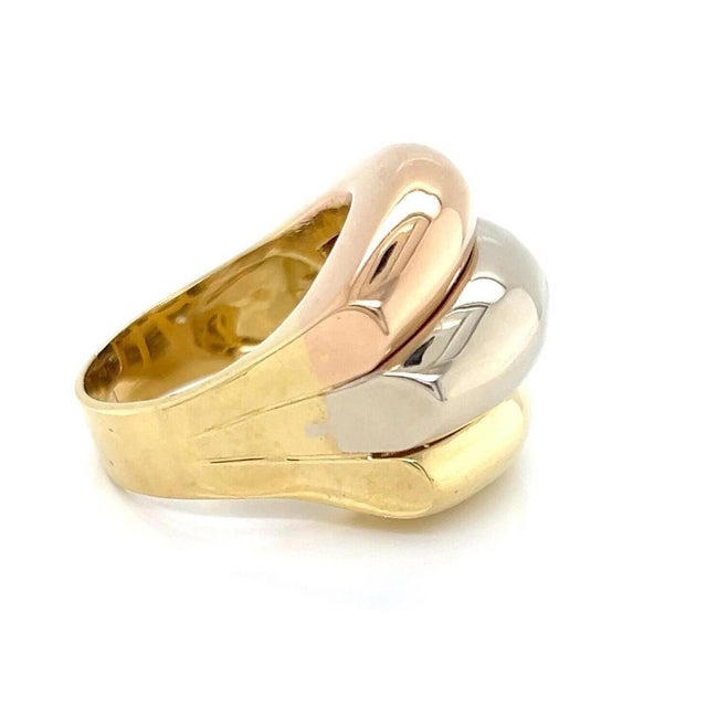 Mid 20th Century Triple Row 18k Tri-Color Gold Dome Curved Top Ring - Size 6.5 For Sale - Image 4 of 8