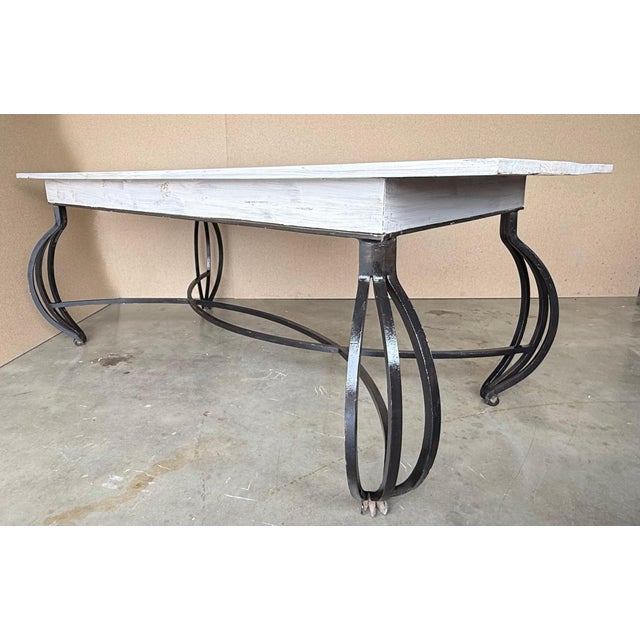 Rustic Early 20th Century Dining Table with Large White Wood top and Solid Forged Iron Curved Legs For Sale - Image 3 of 18