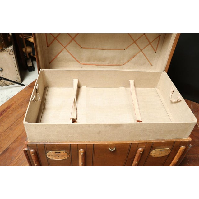 Brown Curved Mail Trunk with Key, 1920s For Sale - Image 8 of 11