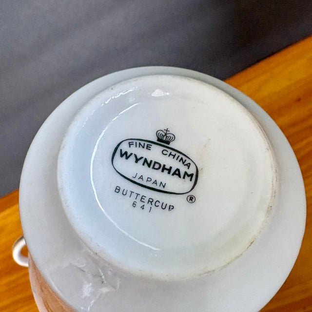 Vintage Wyndham “Buttercup” Creamer & Sugar Bowl Set • Yellow Floral and Silver Trim For Sale In Miami - Image 6 of 7