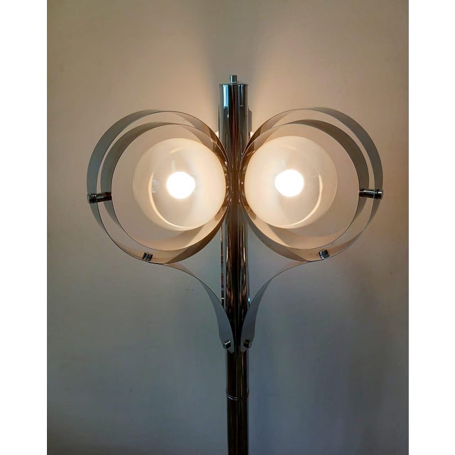 Space Age Floor Lamp with Three Lights in Chromed Metal, 1970s For Sale - Image 4 of 9