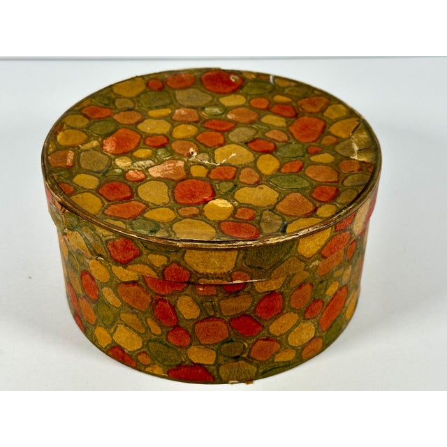 Antique Wallpaper Band Box for your consideration. The box measures approx. 3 1/4 inches tall and 6 1/4 inches in...