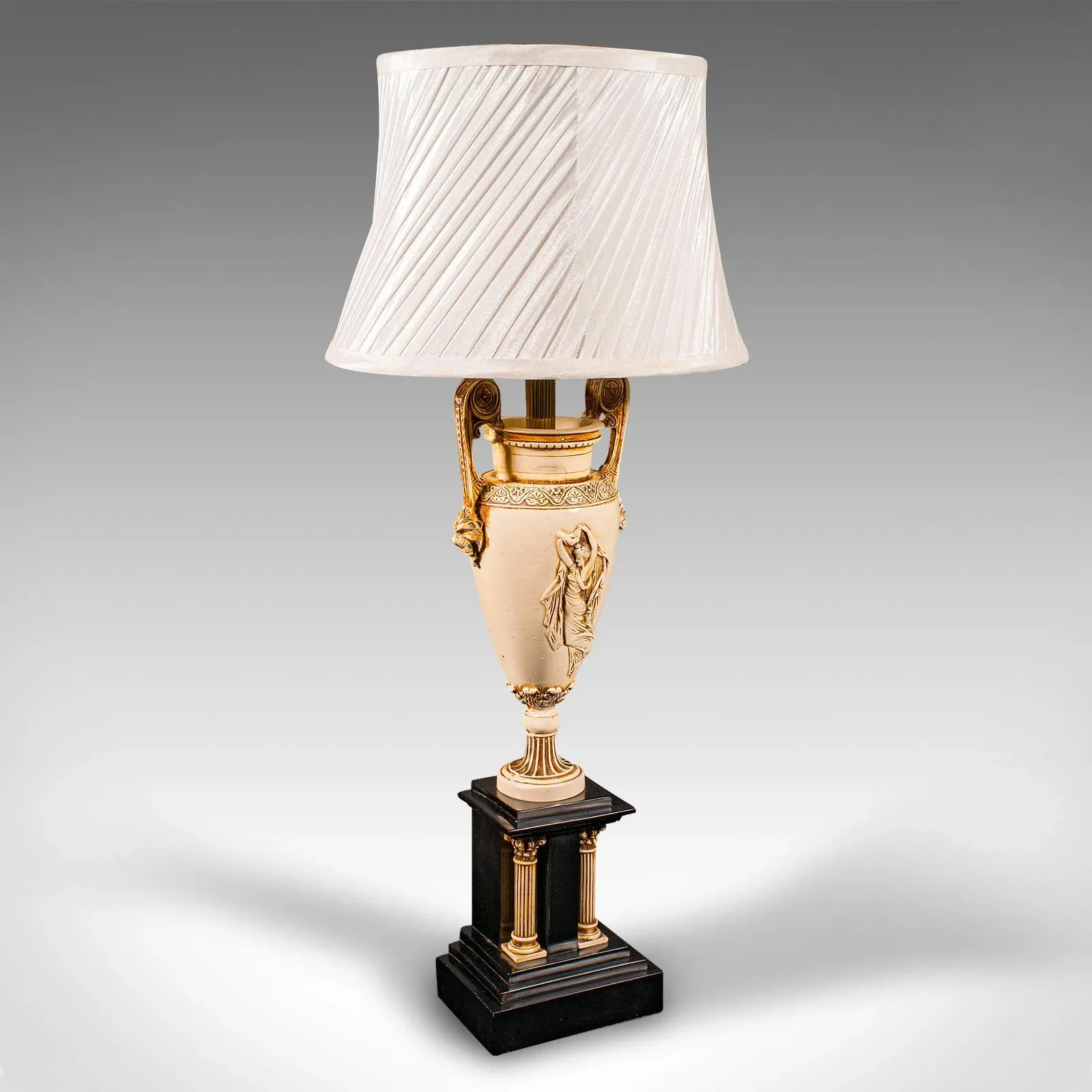 1970's Vintage Romanesque Table Lamp | Chairish
