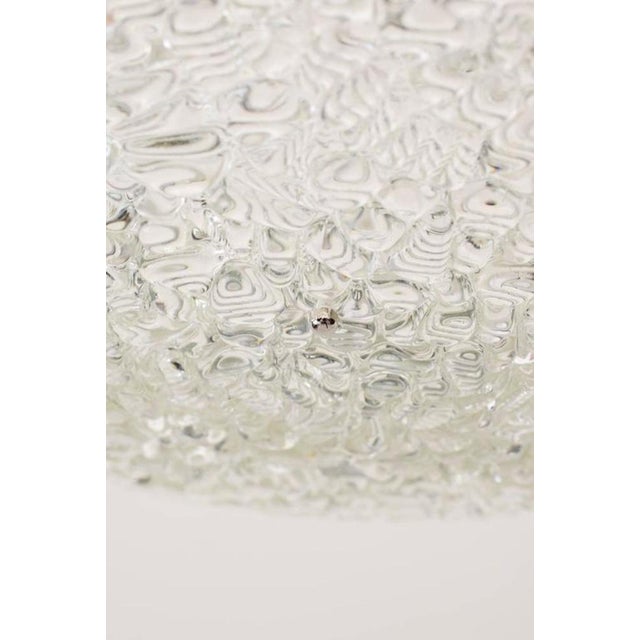 Mid-Century Modern Nickel-Plated and Textured Glass Lamp by J. T. Kalmar, Vienna, 1950s For Sale - Image 3 of 6