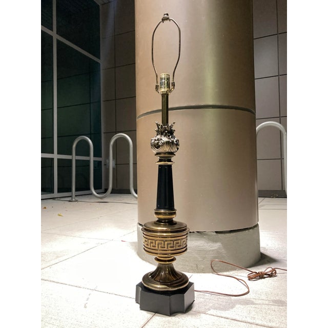 Mid 20th Century Stiffel Greek Key Brass Table Lamp With Large Regency Flame Chicago For Sale - Image 5 of 13