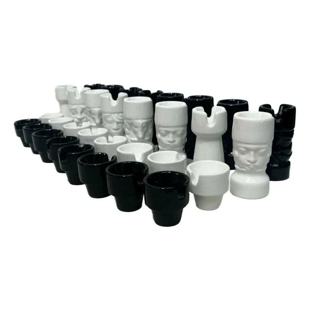Ceramic Chess Pieces by Enzo Bioli for Il Picchio, 1970s, Set of 32 For Sale - Image 6 of 6
