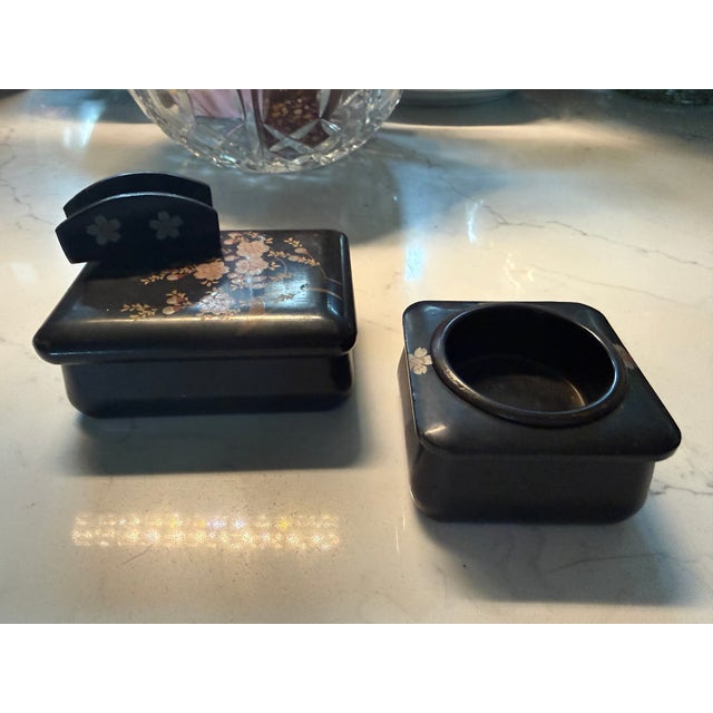 This commemorative 3-piece set includes a small lidded box with elegant sloped in sides and a stunning hand painted lid...