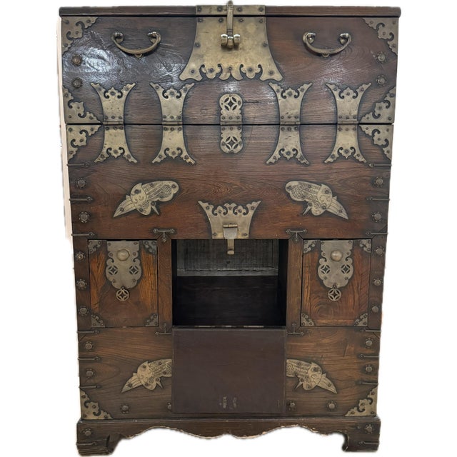 Brown Antique Korean Bandaji Chest For Sale - Image 8 of 14