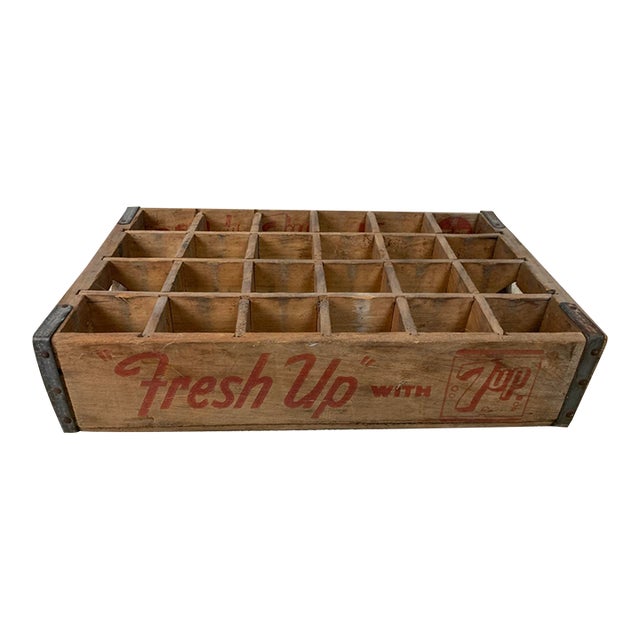 Vintage 7-Up Wooden Bottle Crate For Sale