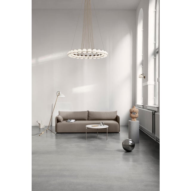 Model 237/2 Wall Light in Opaline Glass and Aluminum by Gino Sarfatti For Sale - Image 6 of 13