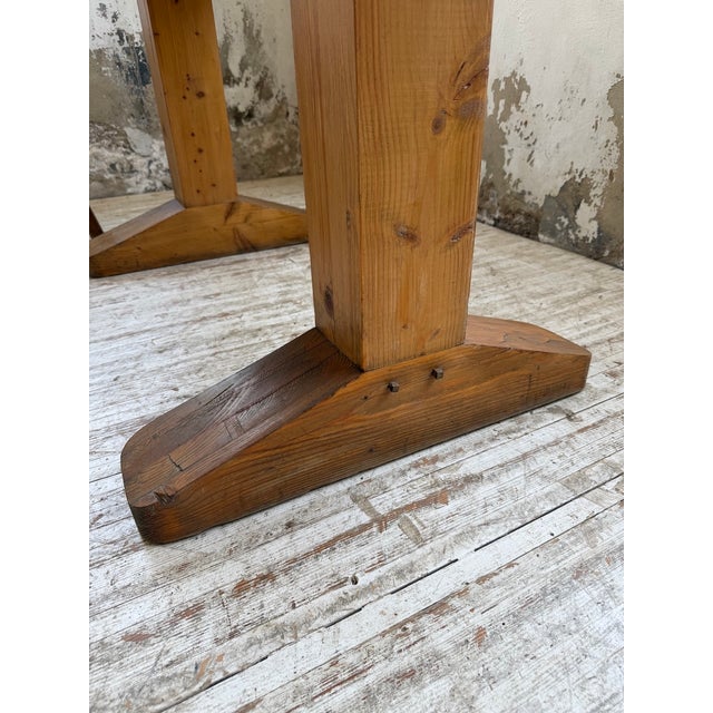 Brutalist Oval Table in Pine, 1950 For Sale - Image 18 of 18