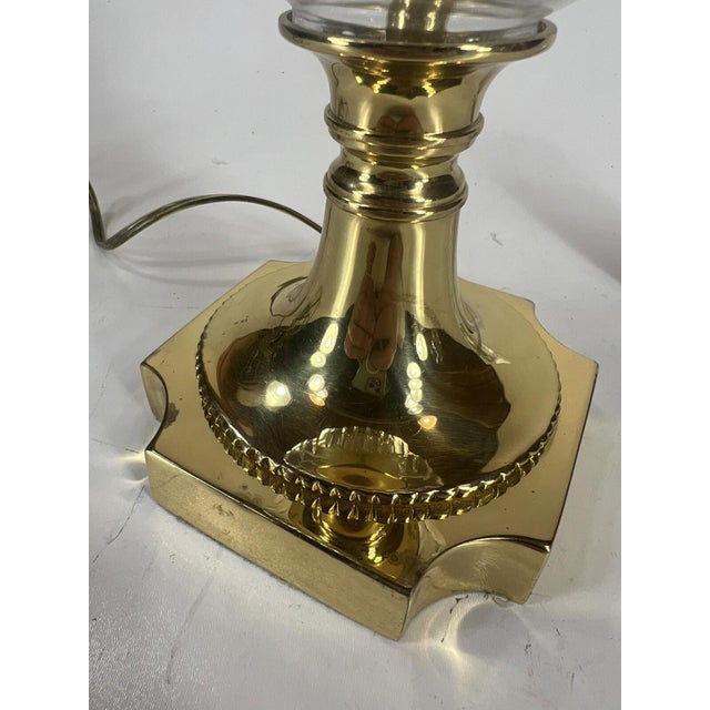 Late 20th Century Table Lamp Traditional Neoclassical Brass and Hand Cut-Glass Vantage For Sale - Image 6 of 13