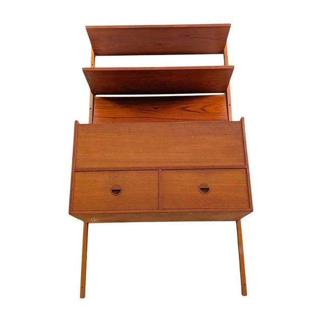 Cado Mid-Century Modern Chicken Wall Unit by Cadovius, 1960 For Sale - Image 4 of 9