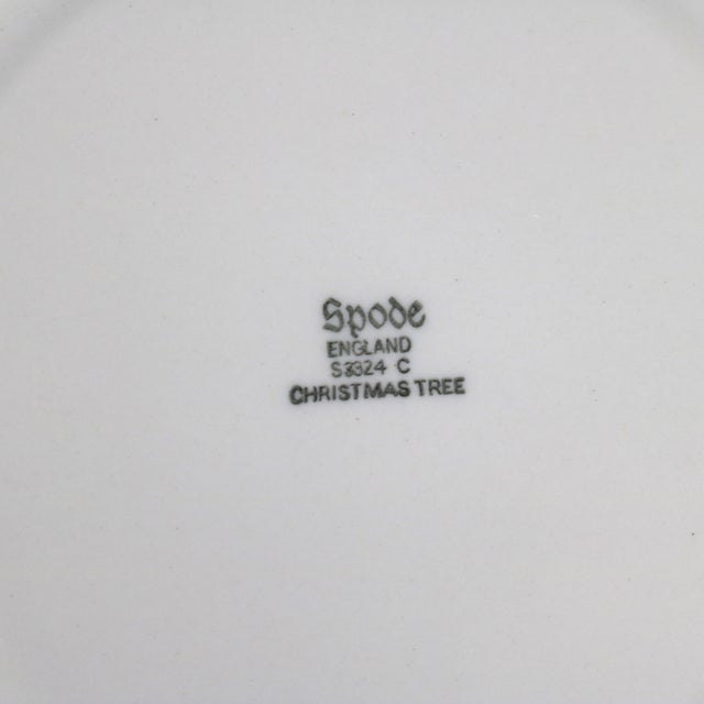 Ceramic Vintage Spode England "Christmas Tree" Pattern Plates - Set of 3 For Sale - Image 7 of 10