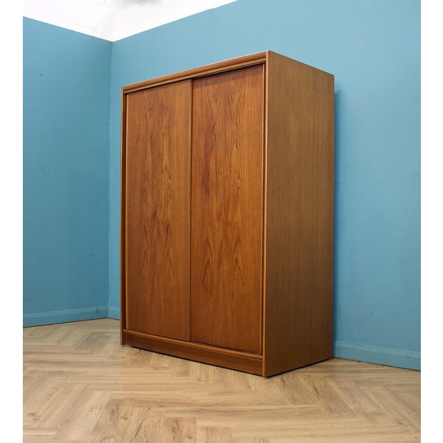 Teak Double Sliding Door Wardrobe from Austinsuite, 1960s For Sale - Image 4 of 11