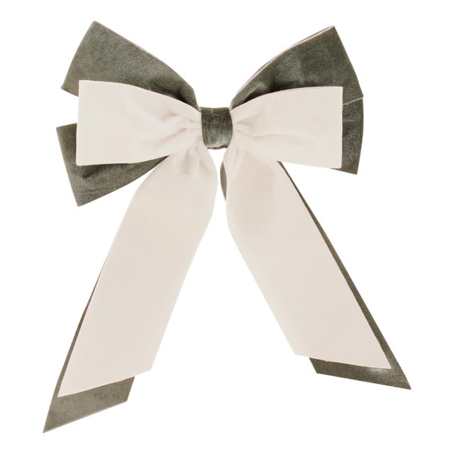 Double Bow Ornament (Set of 2) For Sale