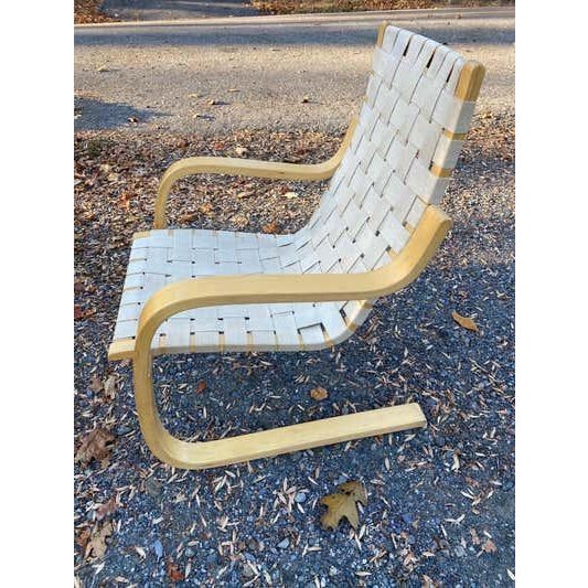 Alvar Aalto Lounge Chair in Beech and Cotton, Mid-Century Modern For Sale - Image 9 of 13