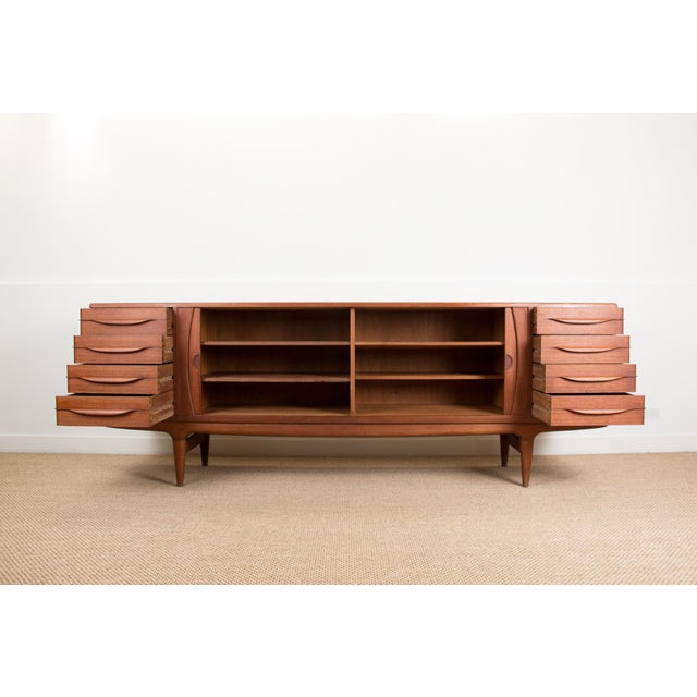 Brown Large Danish Teak Model U15 Sideboard by Johannes Andersen for Uldum Mobelfabrik, 1966 For Sale - Image 8 of 10