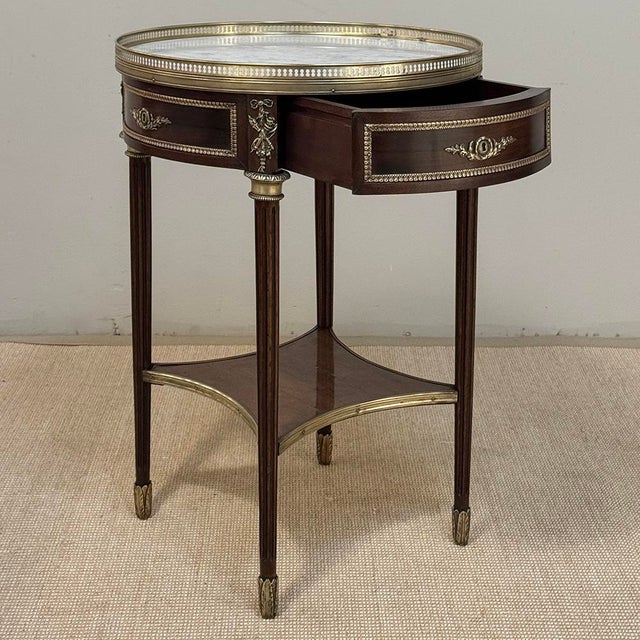 19th Century French Louis XVI Mahogany Marble Top Gueridon ~ Round End Table For Sale - Image 16 of 17