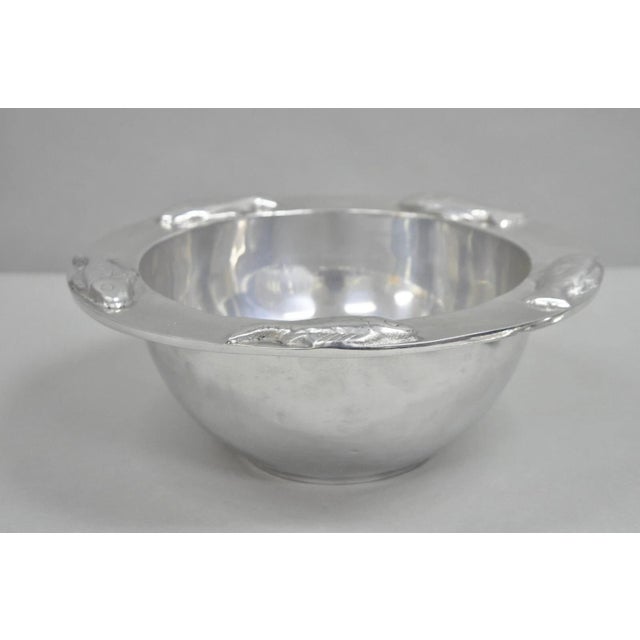 Vintage Mariposa Brillante Mid Century Modern Aluminum Fish Salad Bowl With Utensils- 3 Pieces For Sale In Philadelphia - Image 6 of 11
