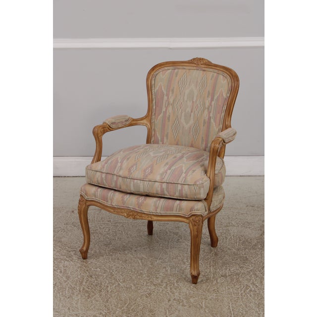 French Pair MGM French Louis XV Upholstered Bergere Chairs For Sale - Image 3 of 18