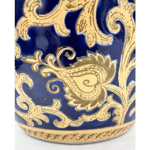 Large Cobalt Blue and Gilt Lidded Ginger Jar, Chinese Porcelain, Late 20th Century - Chinoiserie, Hollywood Regency, Classic Elegance For Sale - Image 11 of 12