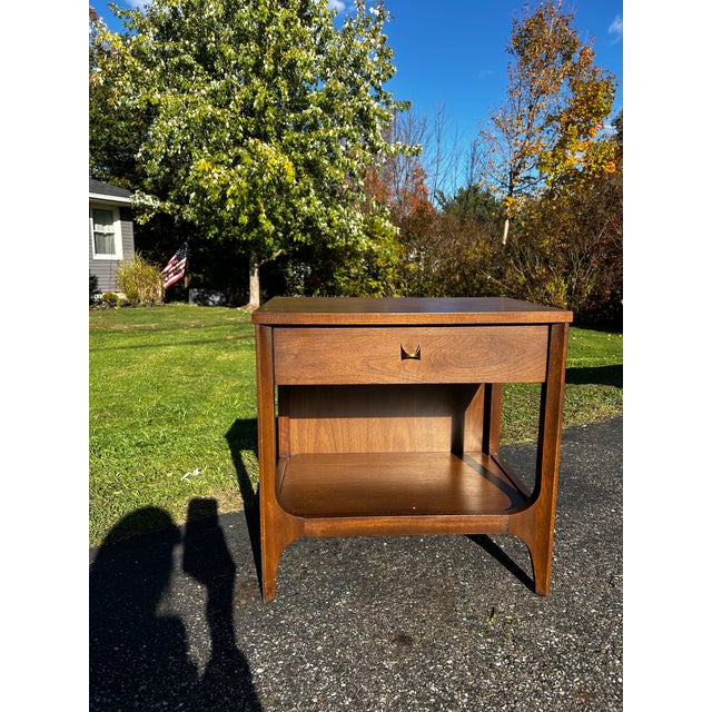 Mid Century Broyhill Brasilia Bedroom Set For Sale - Image 10 of 12