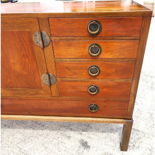 Asian Edward Wormley for Dunbar Sideboard Bar 1950s For Sale - Image 3 of 18