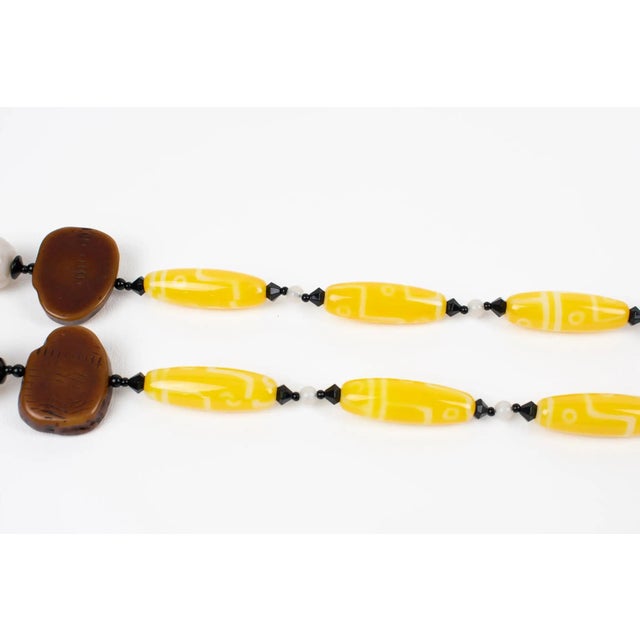 2000 - 2009 Angela Caputi Extra-Long Necklace Faux-Wood and Textured Yellow Resin Beads For Sale - Image 5 of 12