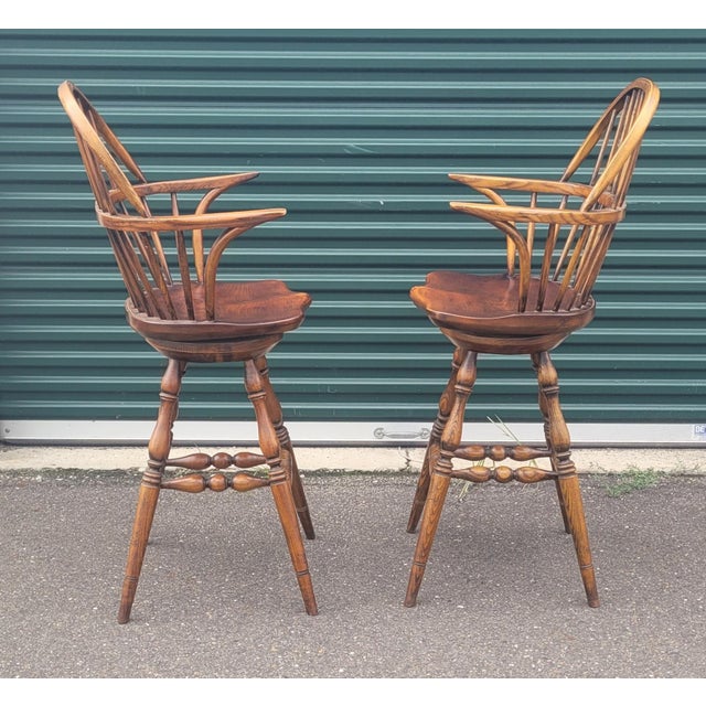 Find pair of vintage Windsor style swivel spools made of what appears to be Oak or Elm. Super Quality Construction each...