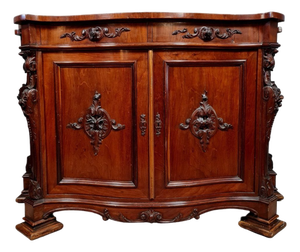 Napoleon III Curved Buffet in Mahogany